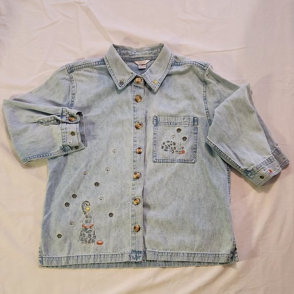 Christopher & Banks Embroidered Cats Light Wash Denim Shacket Size Medium - Picture 1 of 12